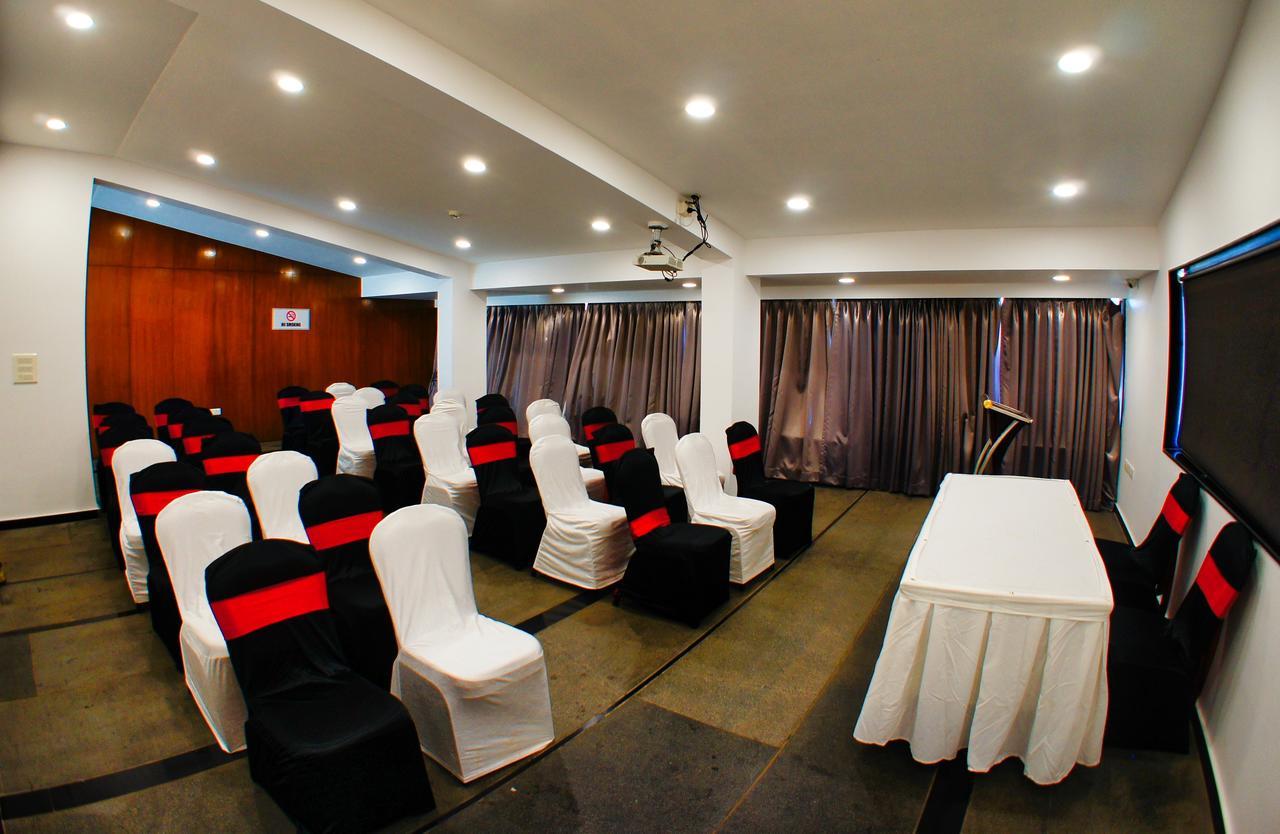 Hotel The Fern Residency, Miramar Panaji Exterior foto
